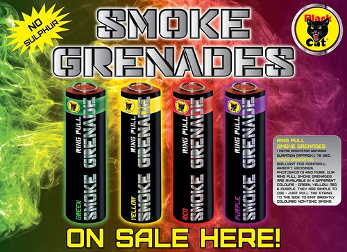 Black Cat Smoke grenades 4 colours 200 box Ring pull